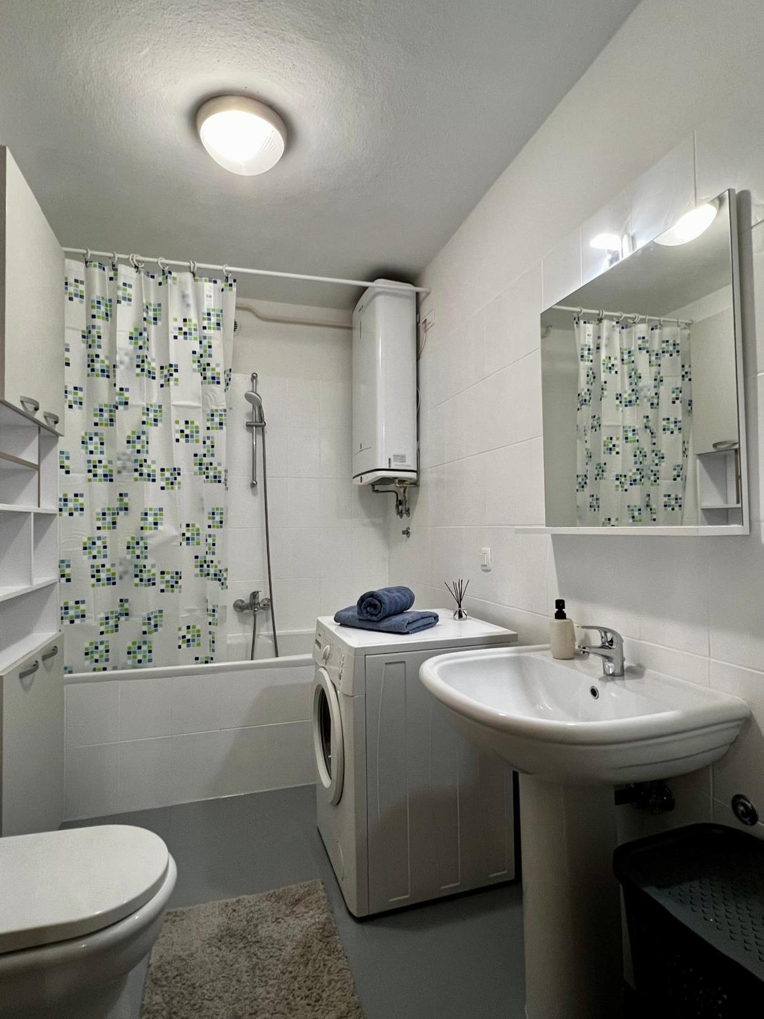 Eden Apartment Пула Екстериор снимка